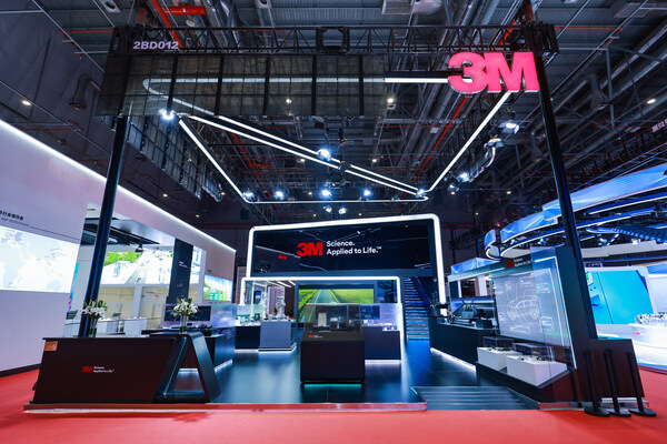 Auto Shanghai 2025의 3M 부스 전경